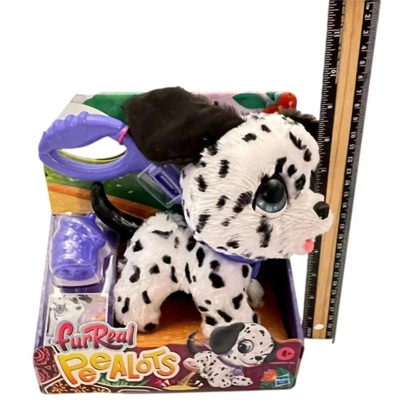 Furreal  Puppy with Leash Peesalot Walk Your Puppy Black White New in Box - Picture 2 of 5